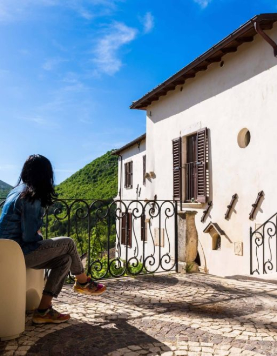 UN SOGGIORNO TRA STORIA, ARTE E MEMORIA: alla scoperta di Palazzo D’Alessandro a Caporciano